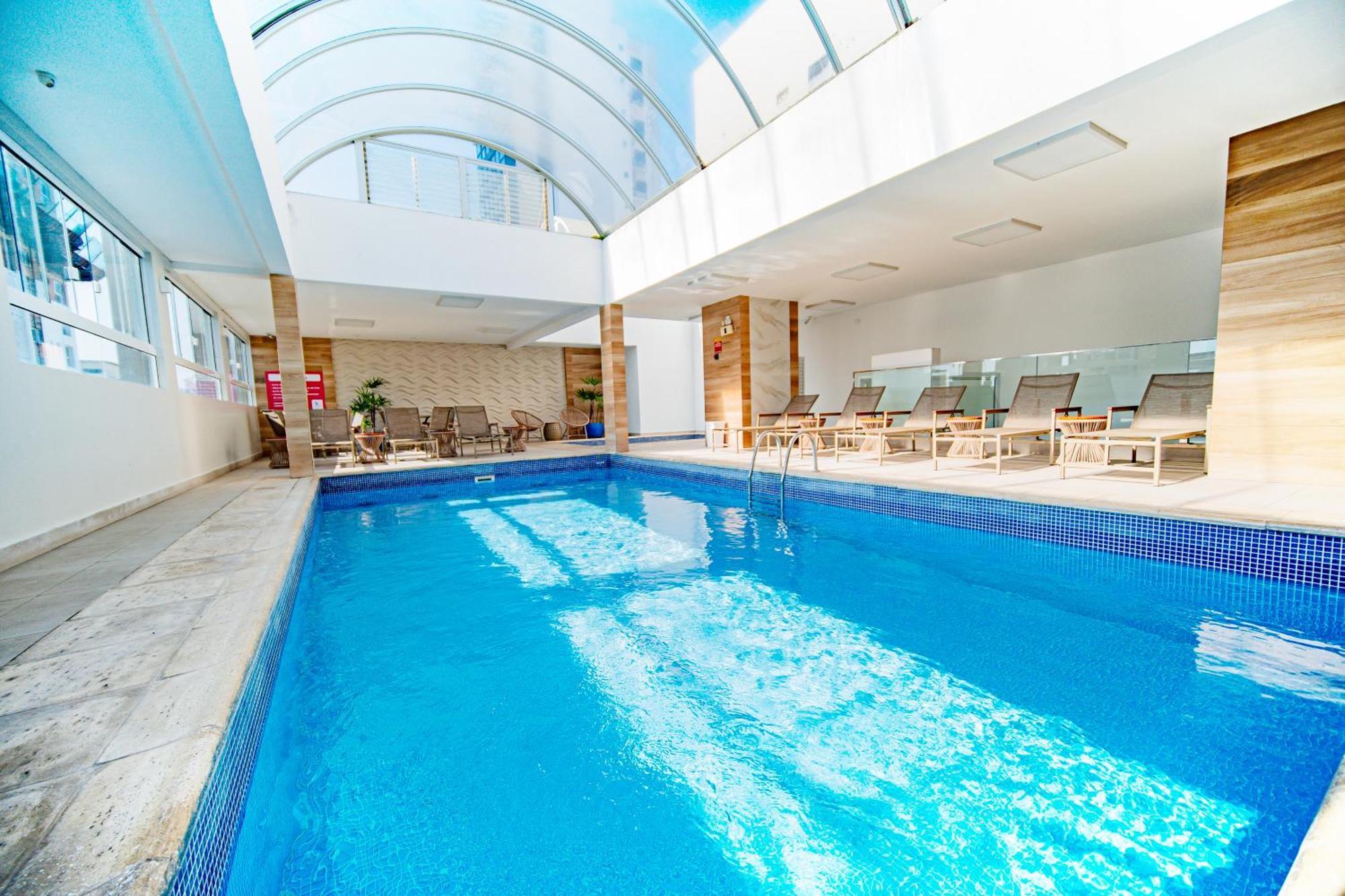 Plaza Camboriú 4*